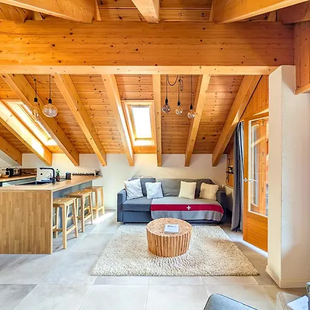 - Acces Direct Aux Bains & Vue Panoramique Appartamento